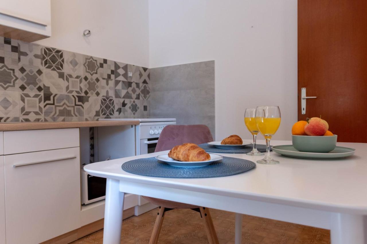 Vila Apartman Duce Milka Exteriér fotografie