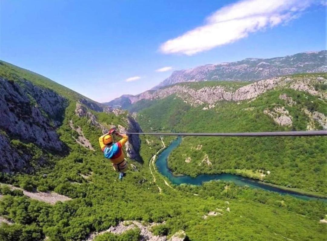 Vila Apartman Duce Milka Exteriér fotografie